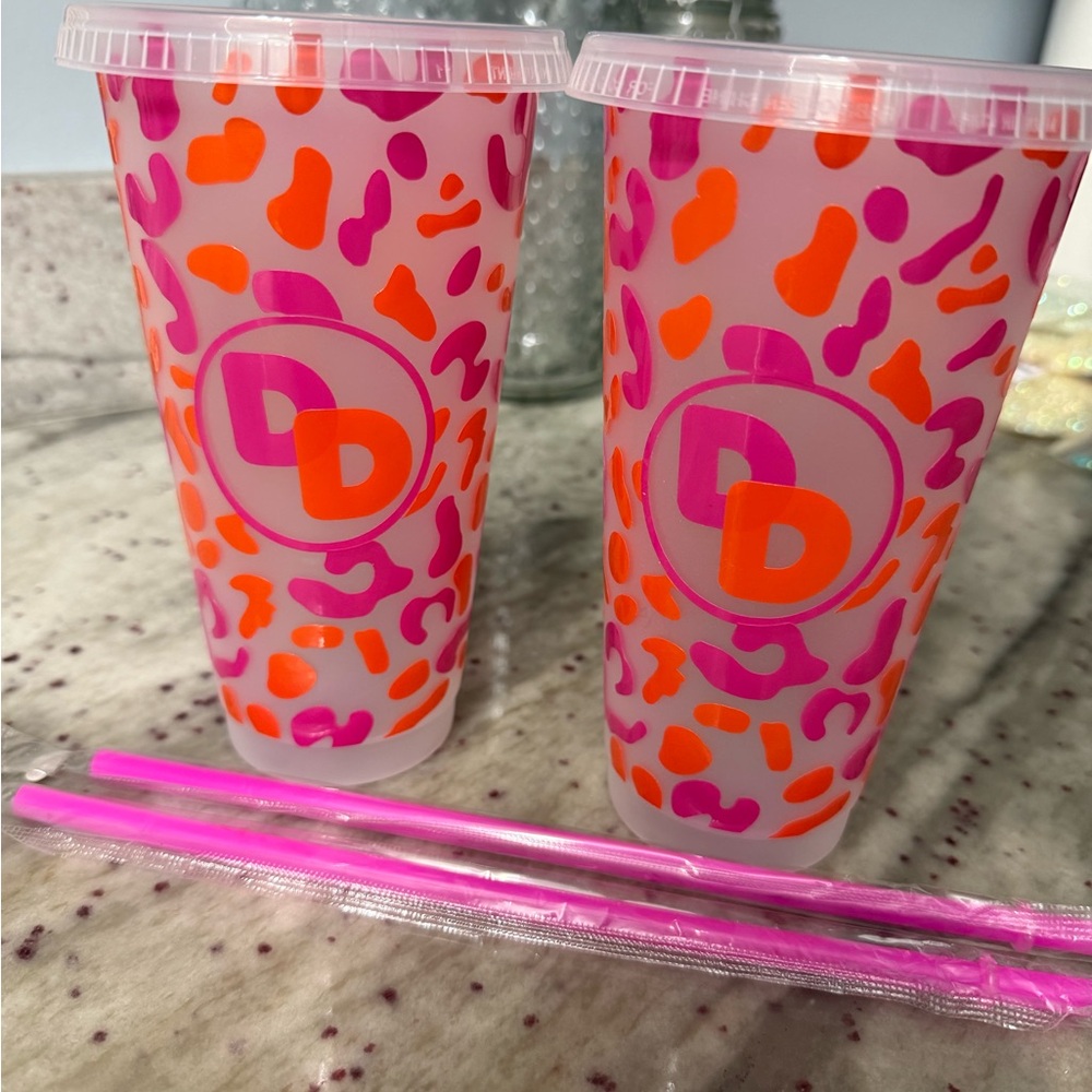 24oz Dunkin’ inspired Pink and Orange cheetah cups